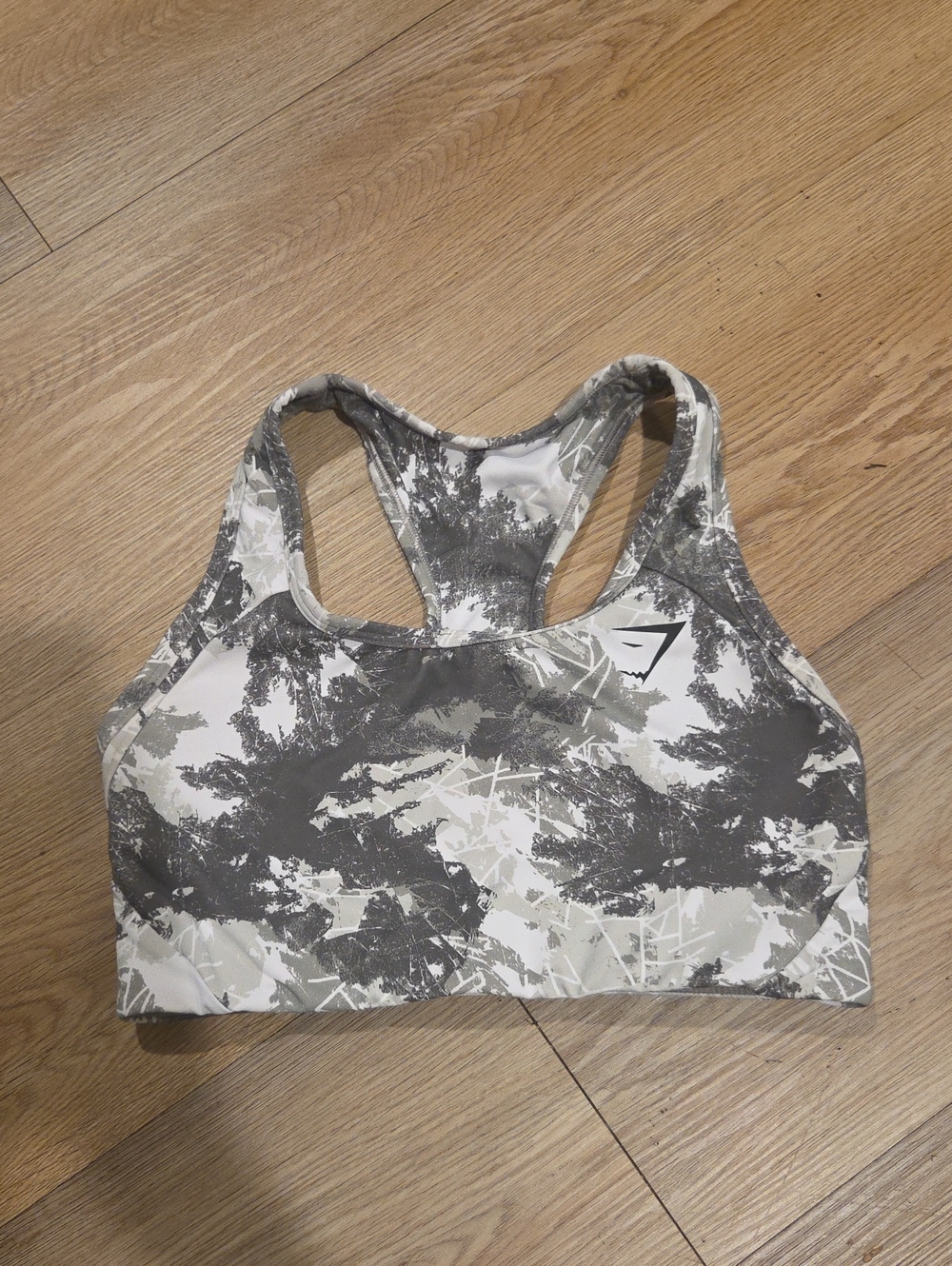 Gym-aware Camo Racerback Sports Bra - Green/gray/White